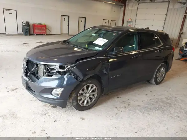 3GNAXJEV7JS553126 2018 CHEVROLET EQUINOX - Image 2