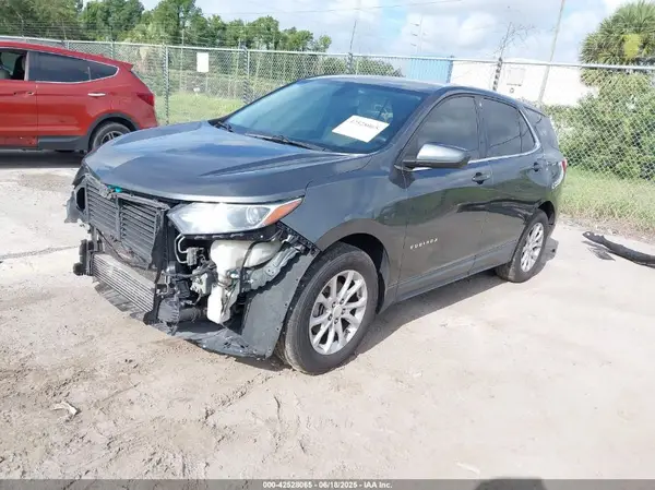 3GNAXJEV7JS555829 2018 CHEVROLET EQUINOX - Image 2