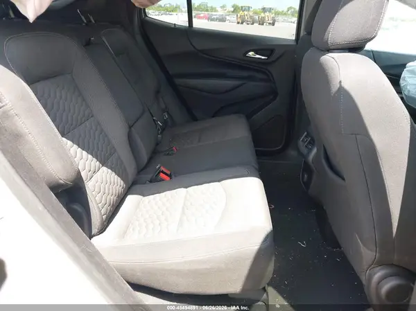 3GNAXJEV7JS557077 2018 CHEVROLET EQUINOX - Image 8