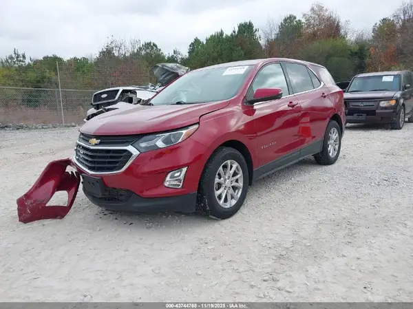 3GNAXJEV7JS557113 2018 CHEVROLET EQUINOX - Image 2