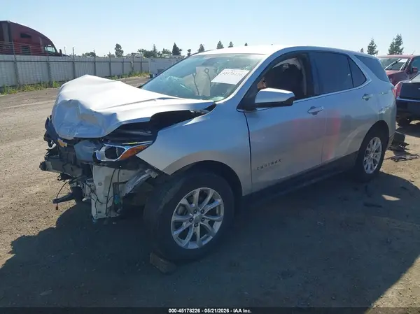 3GNAXJEV7JS557743 2018 CHEVROLET EQUINOX - Image 2