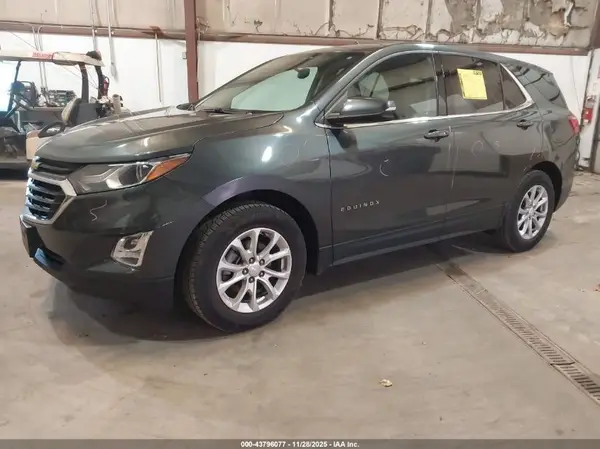 3GNAXJEV7JS558441 2018 CHEVROLET EQUINOX - Image 2