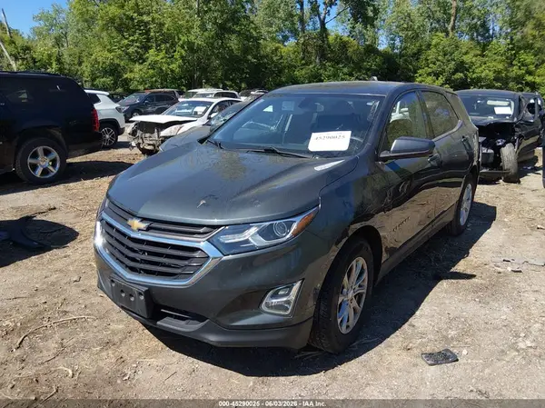 3GNAXJEV7JS562330 2018 CHEVROLET EQUINOX - Image 2