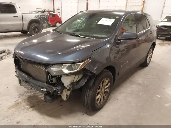 3GNAXJEV7JS566524 2018 CHEVROLET EQUINOX - Image 2