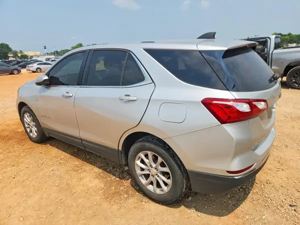 3GNAXJEV7JS576177 2018 CHEVROLET EQUINOX - Image 2