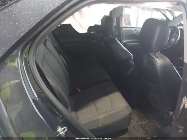 3GNAXJEV7JS588457 2018 CHEVROLET EQUINOX - Image 8