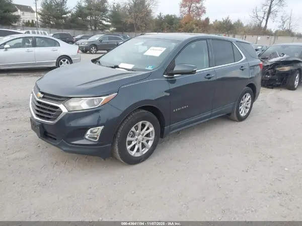 3GNAXJEV7JS607766 2018 CHEVROLET EQUINOX - Image 2