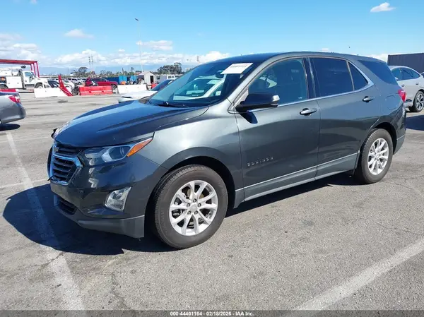 3GNAXJEV7JS627340 2018 CHEVROLET EQUINOX - Image 2