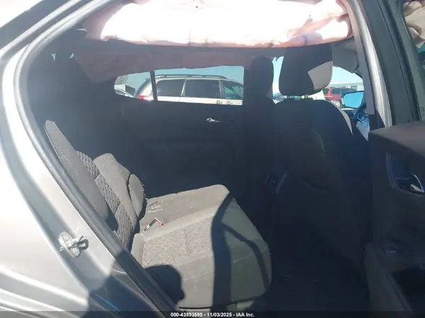 3GNAXJEV7JS632067 2018 CHEVROLET EQUINOX - Image 8
