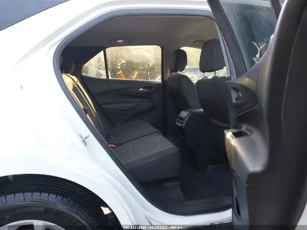 3GNAXJEV7JS637639 2018 CHEVROLET EQUINOX - Image 8