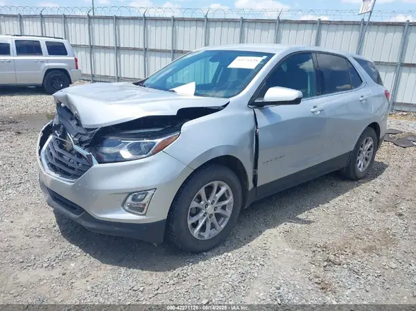 3GNAXJEV7JS642419 2018 CHEVROLET EQUINOX - Image 2