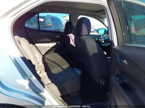 3GNAXJEV7JS645482 2018 CHEVROLET EQUINOX - Image 8