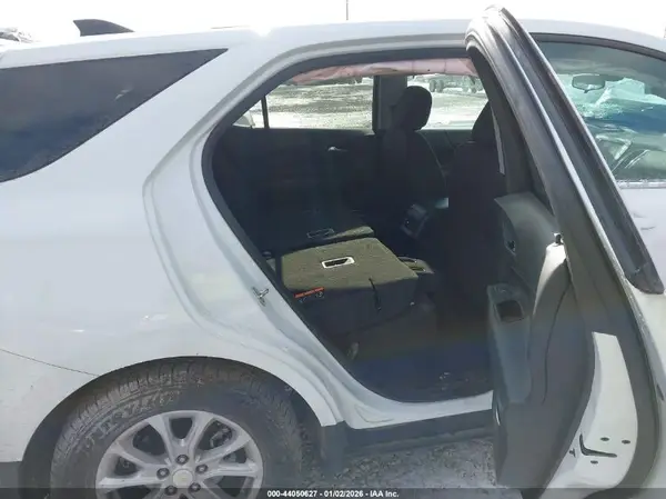 3GNAXJEV7KS617022 2019 CHEVROLET EQUINOX - Image 8