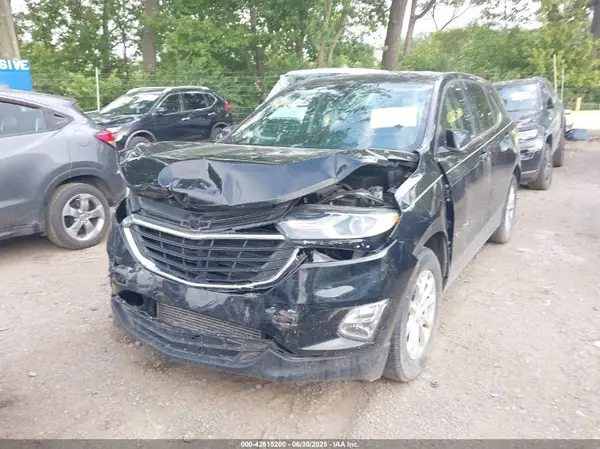 3GNAXJEV7LL264972 2020 CHEVROLET EQUINOX - Image 2