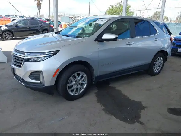 3GNAXJEV7NL224880 2022 CHEVROLET EQUINOX - Image 2