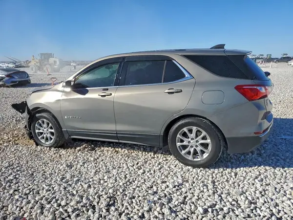 3GNAXJEV8JL117296 2018 CHEVROLET EQUINOX - Image 2