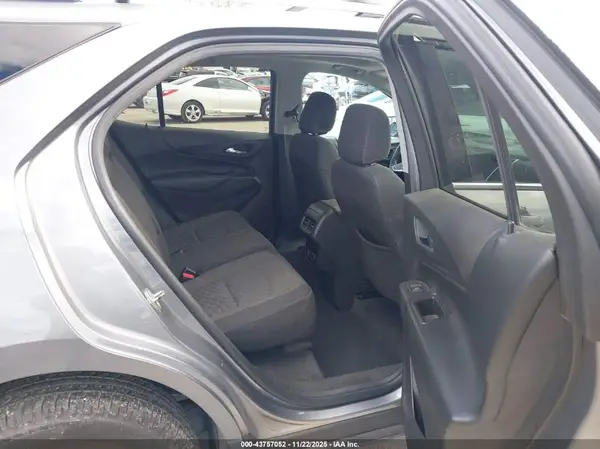 3GNAXJEV8JL124541 2018 CHEVROLET EQUINOX - Image 8