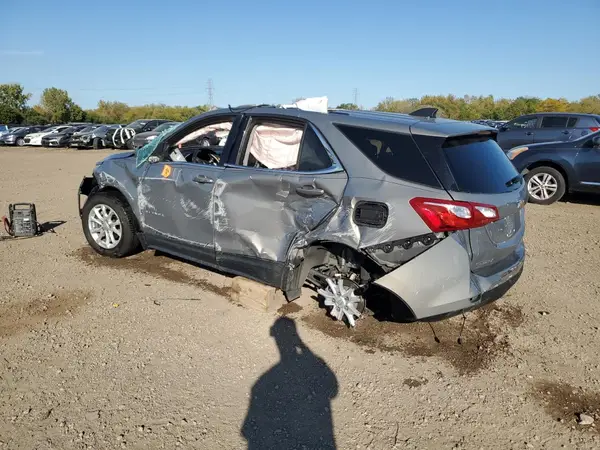 3GNAXJEV8JL126371 2018 CHEVROLET EQUINOX - Image 2