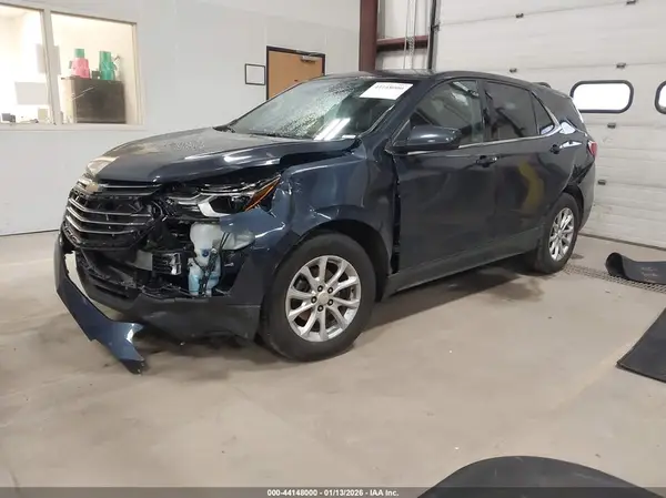3GNAXJEV8JL273256 2018 CHEVROLET EQUINOX - Image 2