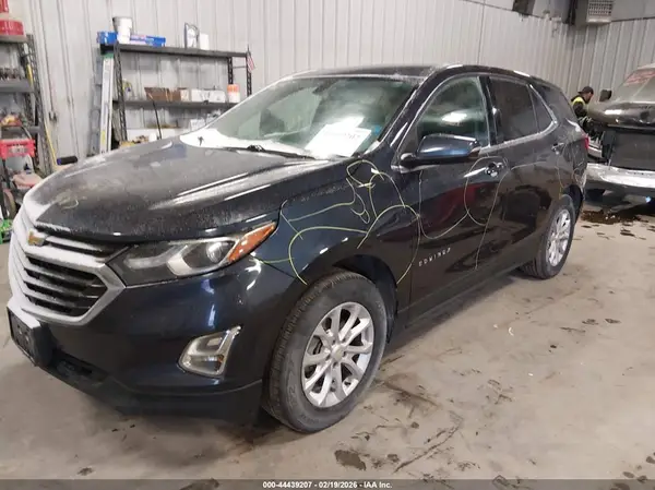 3GNAXJEV8JL367122 2018 CHEVROLET EQUINOX - Image 2