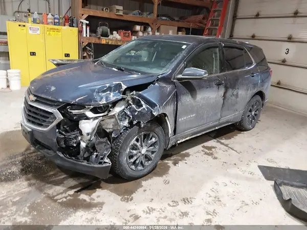 3GNAXJEV8JL370683 2018 CHEVROLET EQUINOX - Image 2