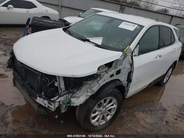 3GNAXJEV8JS557783 2018 CHEVROLET EQUINOX - Image 2