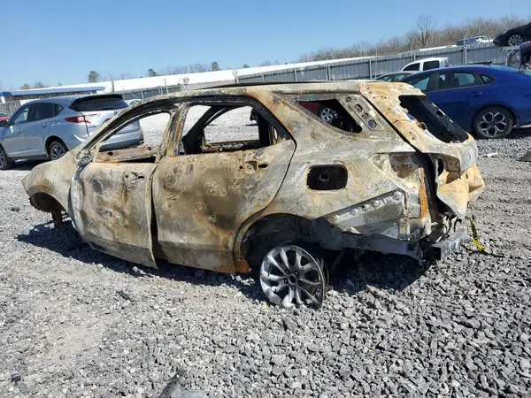 3GNAXJEV8JS570503 2018 CHEVROLET EQUINOX - Image 2