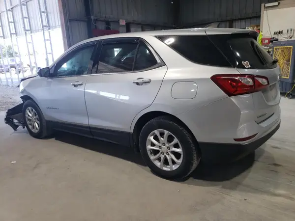 3GNAXJEV8JS581890 2018 CHEVROLET EQUINOX - Image 2