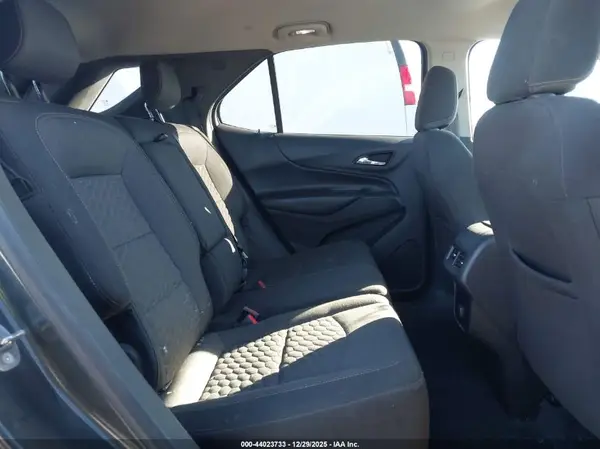 3GNAXJEV8JS590850 2018 CHEVROLET EQUINOX - Image 8