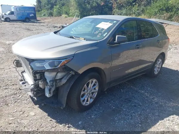 3GNAXJEV8JS608084 2018 CHEVROLET EQUINOX - Image 2