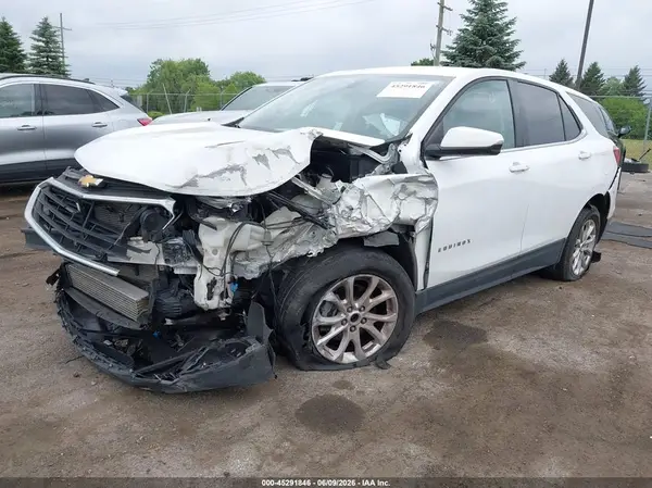 3GNAXJEV8JS645782 2018 CHEVROLET EQUINOX - Image 2