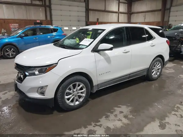 3GNAXJEV8LS518257 2020 CHEVROLET EQUINOX - Image 2