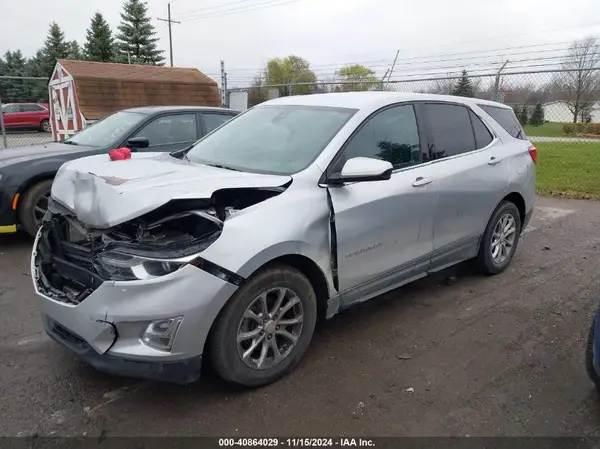 3GNAXJEV8LS529310 2020 CHEVROLET EQUINOX - Image 2
