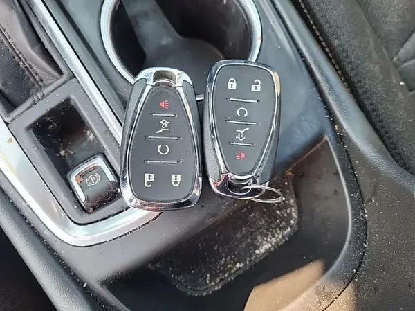 3GNAXJEV8MS103571 2021 CHEVROLET EQUINOX - Image 1