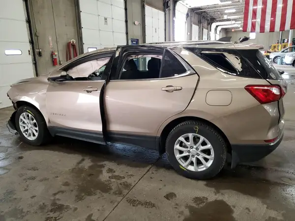 3GNAXJEV9JL108316 2018 CHEVROLET EQUINOX - Image 2