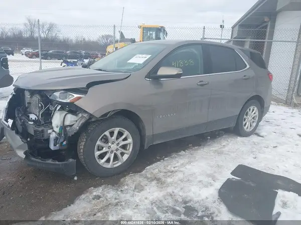 3GNAXJEV9JL109692 2018 CHEVROLET EQUINOX - Image 2