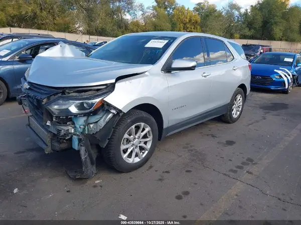 3GNAXJEV9JL162750 2018 CHEVROLET EQUINOX - Image 2