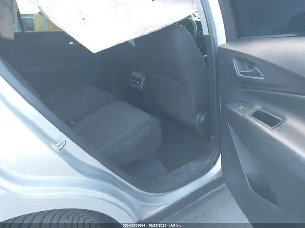 3GNAXJEV9JL162750 2018 CHEVROLET EQUINOX - Image 8
