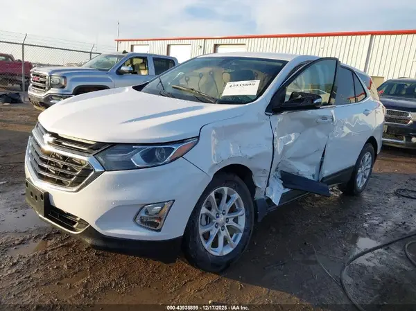 3GNAXJEV9JL365721 2018 CHEVROLET EQUINOX - Image 2