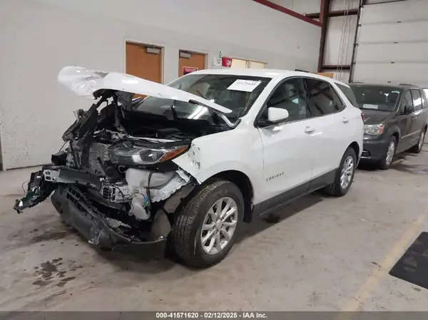 3GNAXJEV9JL410690 2018 CHEVROLET EQUINOX - Image 2