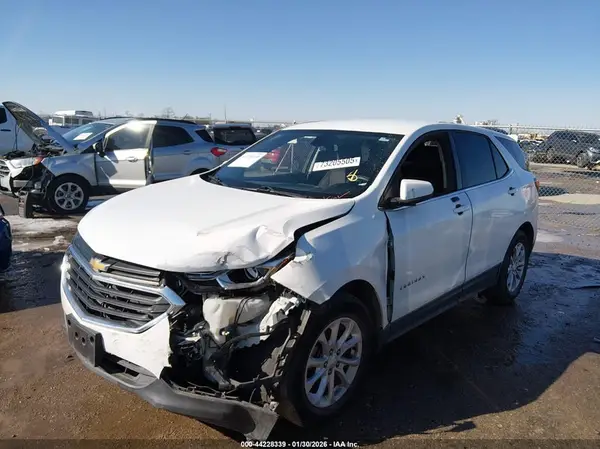 3GNAXJEV9JS551670 2018 CHEVROLET EQUINOX - Image 2