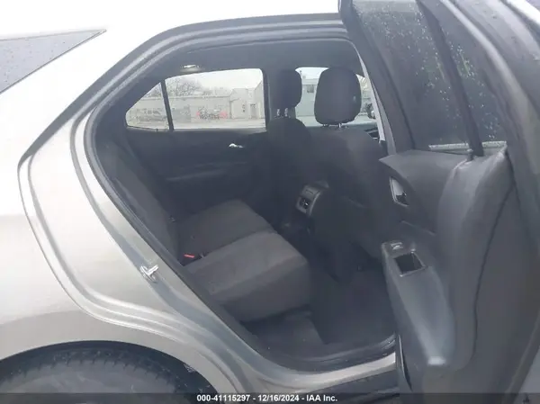 3GNAXJEV9JS572213 2018 CHEVROLET EQUINOX - Image 8
