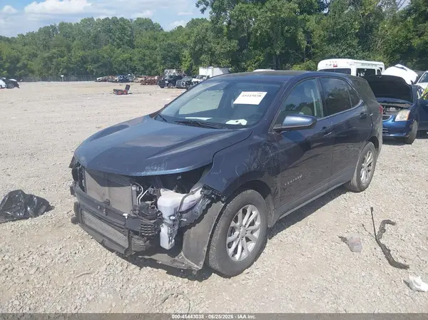 3GNAXJEV9JS573720 2018 CHEVROLET EQUINOX - Image 2