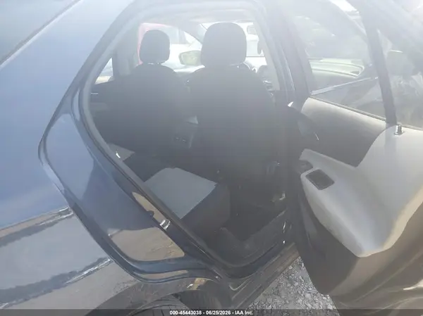 3GNAXJEV9JS573720 2018 CHEVROLET EQUINOX - Image 8