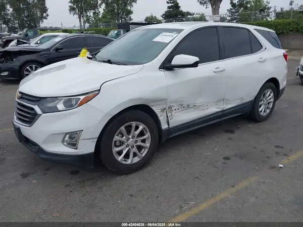 3GNAXJEV9JS574186 2018 CHEVROLET EQUINOX - Image 2