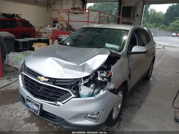 3GNAXJEV9JS578013 2018 CHEVROLET EQUINOX - Image 2