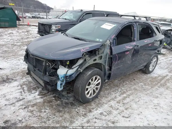 3GNAXJEV9JS597905 2018 CHEVROLET EQUINOX - Image 2