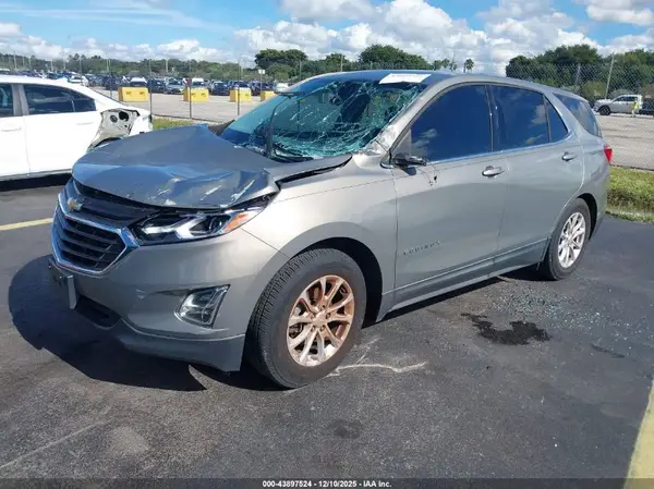 3GNAXJEV9JS613858 2018 CHEVROLET EQUINOX - Image 2