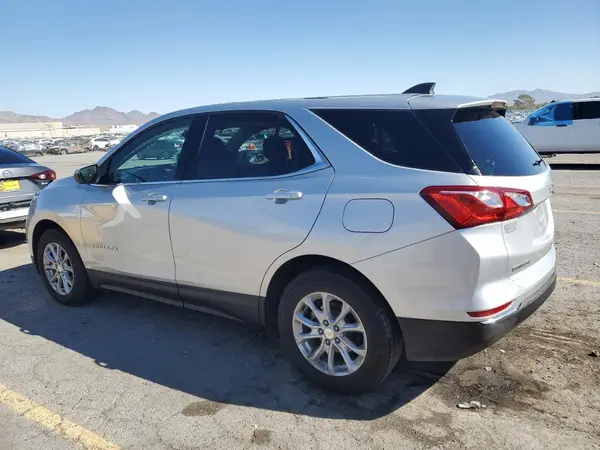 3GNAXJEV9JS626531 2018 CHEVROLET EQUINOX - Image 2