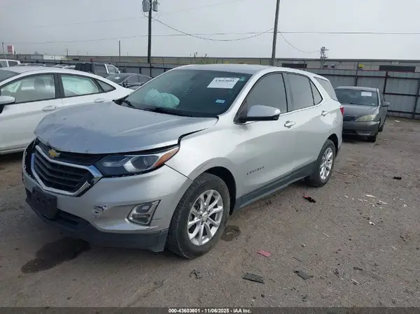 3GNAXJEV9JS645693 2018 CHEVROLET EQUINOX - Image 2